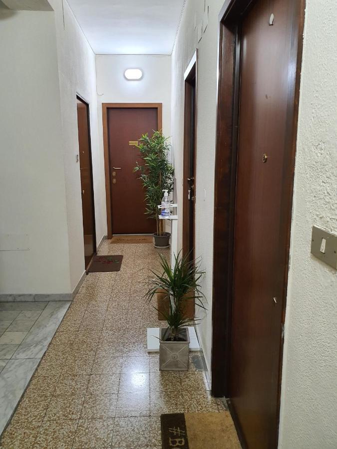 Cristel Apartment - 15 Min Da Milano Cormano Extérieur photo